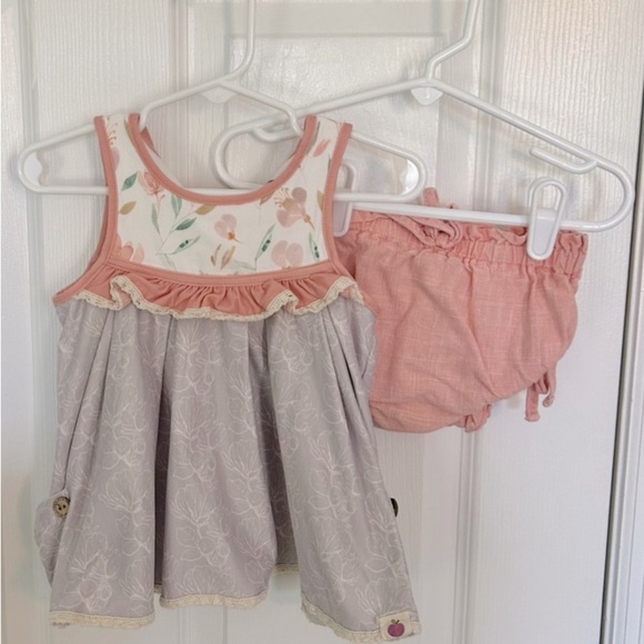 cheeky plum Other - Cheeky Plum matching set 18-24 months